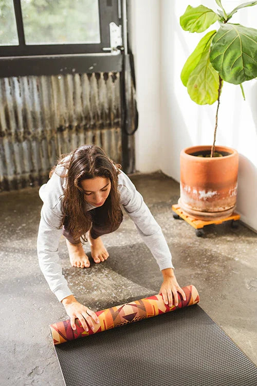 Snow Leopard Print Sustainable Yoga Mat – Ultra Grip + Eco PER | Yune - Yune Yoga